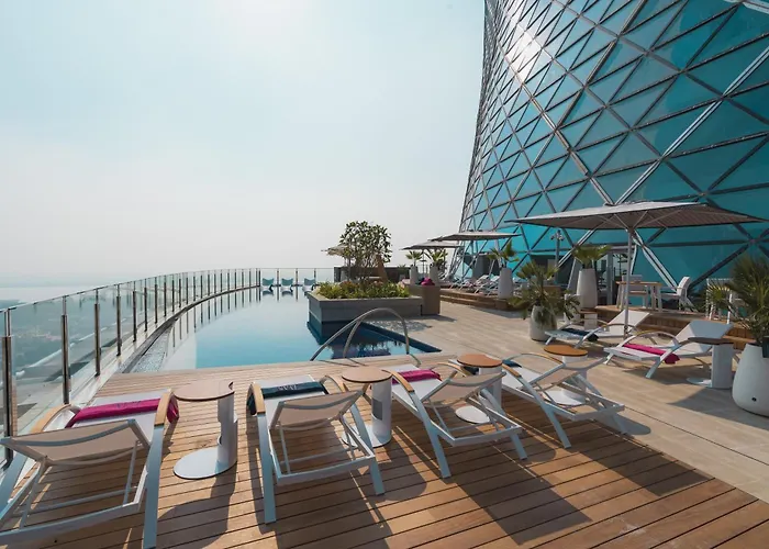 Hotel Andaz Capital Gate Abu Dhabi, By Hyatt